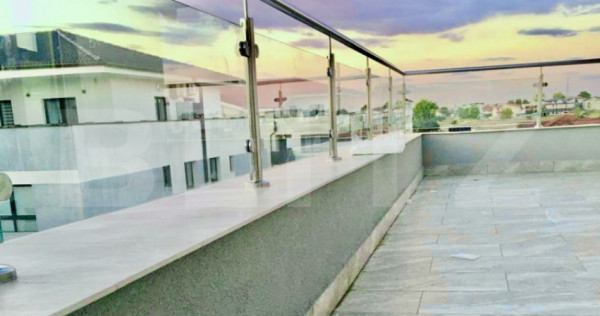 Penthouse superb, 3 camere, 2 bai, 75mp utili + 27 mp terasa