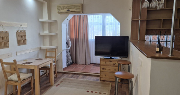 Vand Garsoniera Piata Delfinulu, 38mp, bloc recent reabilitat