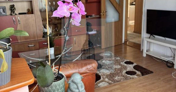 Apartament 2 cam decomandat Craiter