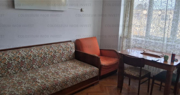 Apartament 4 camere, decomandat - zona Astra