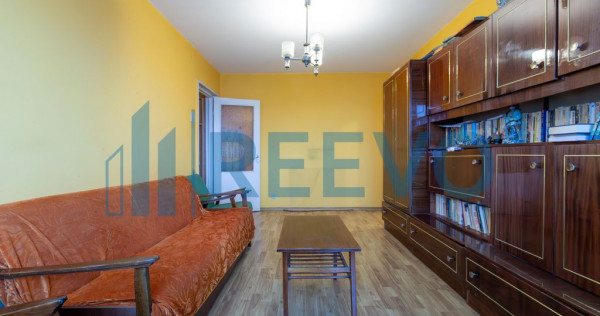 Apartament de v&acirc;nzare 3 camere, Bacău