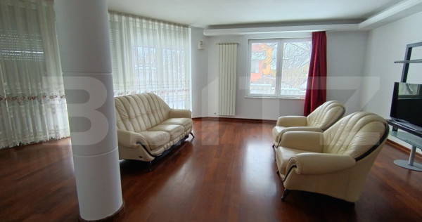 Casa Ultracentral cu 5 camere &icirc;n suprafață de 300 mp și
