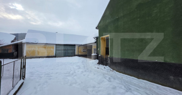 Casă cu teren 32 ari &ndash; Viile Tecii, la 30 km de Bistrița