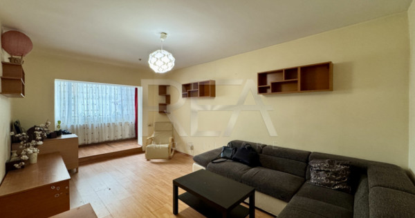 2 camere Titulescu cu vedere pe spate in bloc 1981