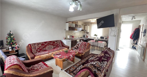 Casa 3 camere 2 bai terasa si curte zona Calea Cisnadiei din