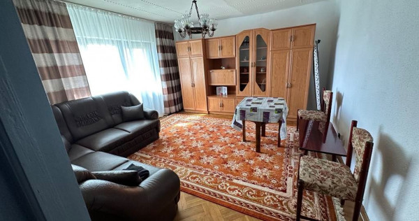 Apartament 4 camere decomandat micalaca