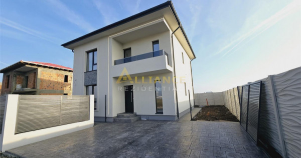 Vila individuala - 4 camere - 3 bai - beci - pod - 2 min de