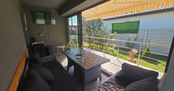 Casa mobilata si utilata - 3 camere- panouri solare baterii