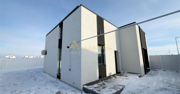 Casa Individuala la intrare in Berceni / 3 Camere / 2 Bai