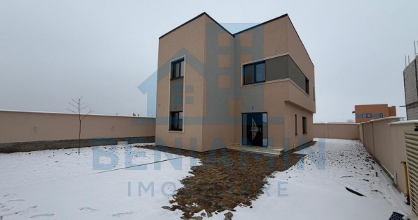 Casa P+1 Toate utilitatile 400mp teren-3 dormitoare-3 bai...