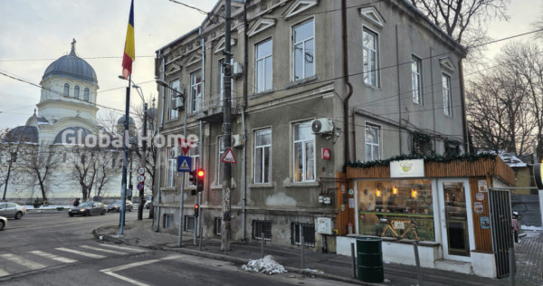 210 MP Etaj Vila &bull; 6 Camere &bull; Unirii &bull; Regina Maria ??