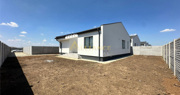 Casa Individuala - Incalzire pardoseala - 4 camere - teren 4