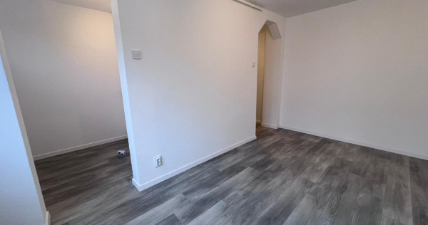 Apartament 2 camere,etaj1,zona Dacia