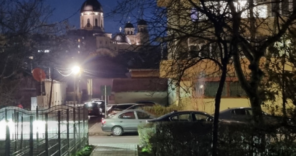 Zonă excelentă- Parcul Catedralei- Apartament două camere