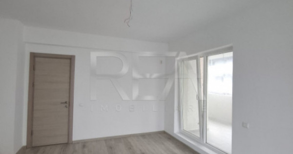 3 camere Titan decomandat, centrală, an 2022, 100 mp