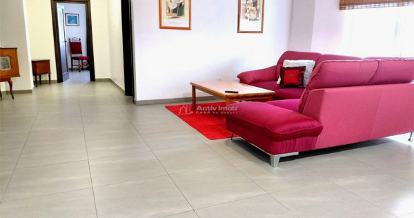 Apartament 3 camere bloc nou dotat cu lift si parcare asigu