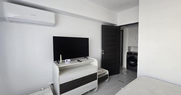 Radu Negru etaj 3 Balcon 7m RENOVAT-Mobilat