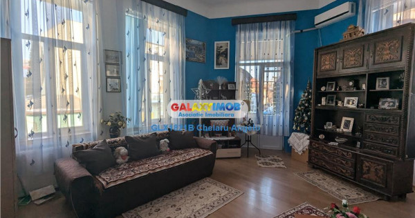 Armeneasca etaj vila 5 camere ,suprafata 183 mp, loc parcare