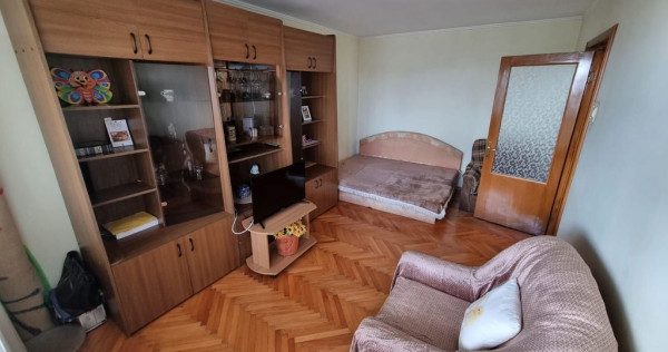 Gara mangaliei-apartament 2 camere decomandat 52 mp