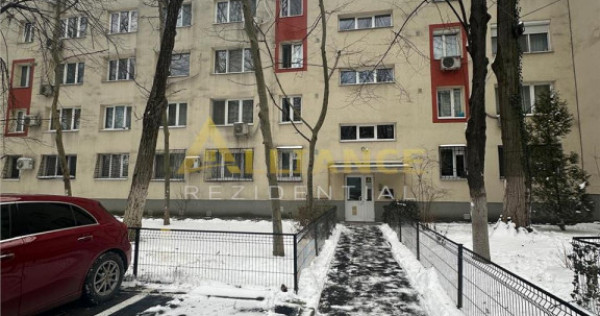 Apartament 3 camere de #238;nchiriat Berceni