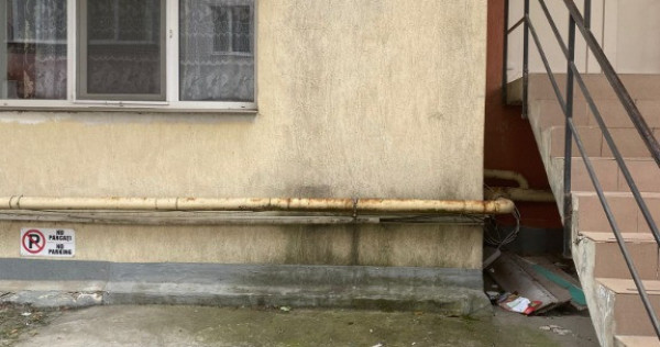 Parcare cu CF de vanzare, strada Stejarului 27