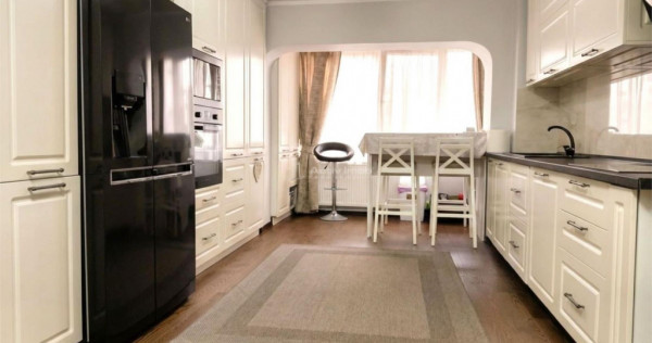 Ultracentral Apartament 4 camere etaj 2 mobilat utilat