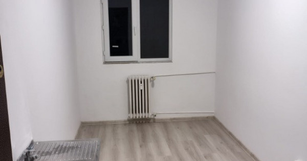 CAMERĂ DE CĂMIN - PODU ROȘ, PIAȚA NICOLINA - Descriere: - 11 m&sup2;, etaj