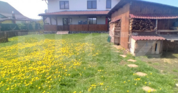 Inchiriere parter casa cu curte individuala