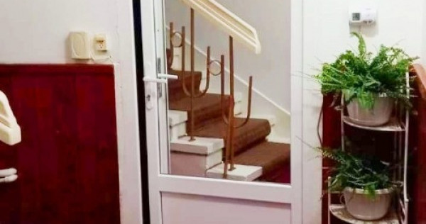 Apartament 5 camere duplex,2 bai,3 balcoane,boxa,parcare,zona Centrala