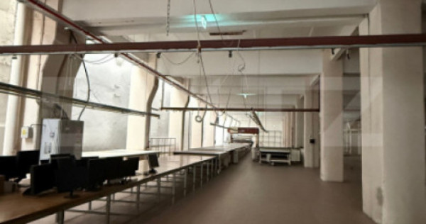 Hala cu inaltime generoasa, parter, acces asfalt