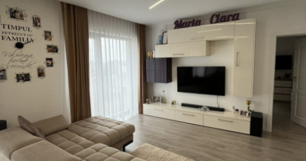 Apartament 3 camere, 82 mp utili, zona Albert-bloc 2021