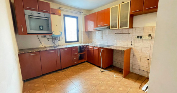 Apartament 2 camere-52 mp-Pod de Piatra-etaj intermediar