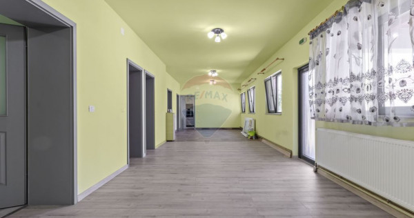 Casă noua 246 mpc cu teren 1363 mp de v&acirc;nzare Sannicola...