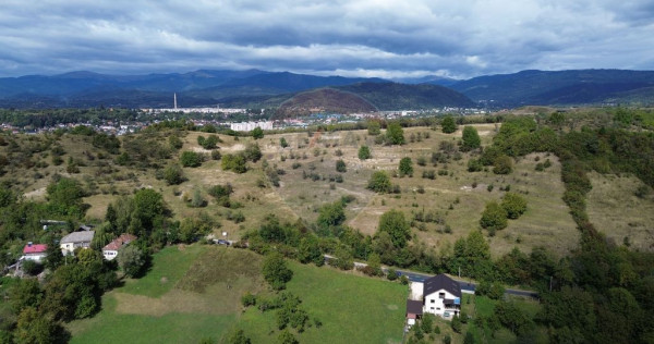 Teren de v&acirc;nzare in Campulung-Muscel - 33598 mp