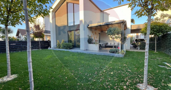 Vilă modernă &icirc;n Paradisul Verde - Living spectaculos