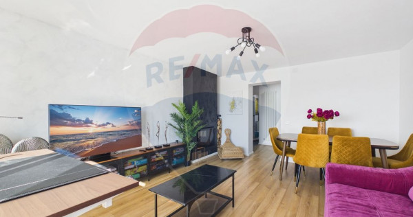 Apartament de vanzare, 3 camere ultra finisat, Bd. Unirii...