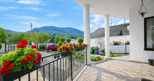 Resedinta distincta, mobilata cu rafinament, pe 1.000 mp ter