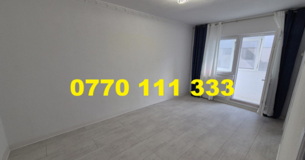 Garsoniera, ansamblul Dorobantilor, etaj 2.