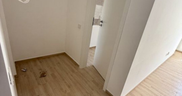 Garsoniera cartier Militari Residence - mutare imediata!!