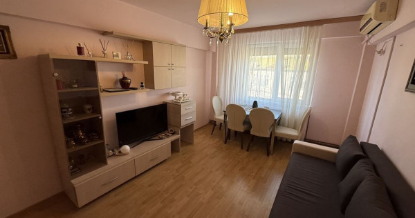 Apartament 2 camere zona Piata Ovidiu