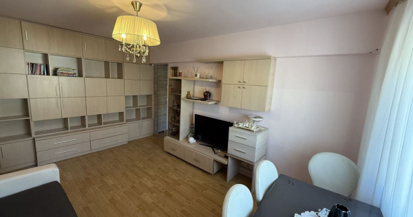 Apartament 2 camere zona Piata Ovidiu