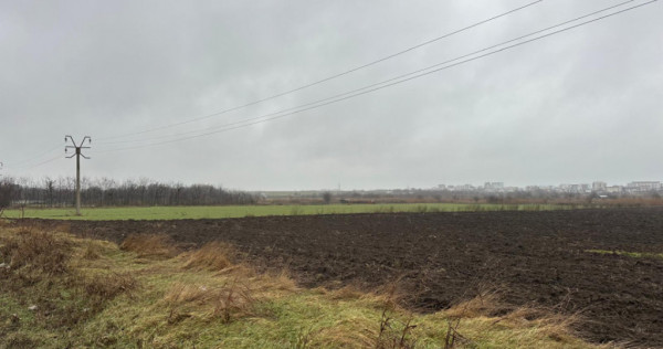 Teren situat in zona Lumina