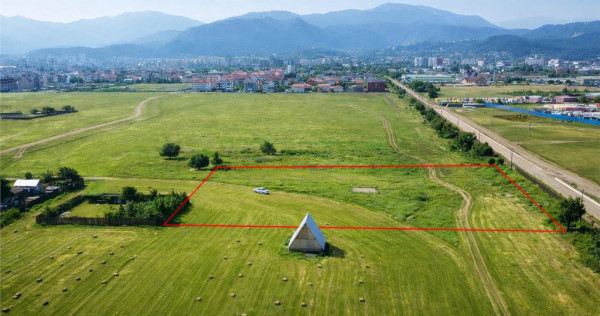 Teren intravilan pretabil:constructie blocuri vile investiti