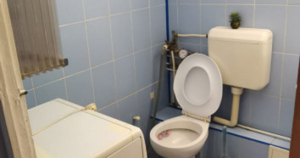 Brancoveanu decomandat etaj 5 stradal