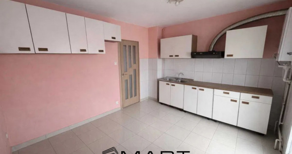 Apartament 2 camere decomandate etaj 1 Strand I