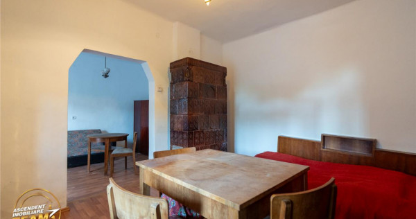 FILM! De casa traditionala, cu dependinte si facilitati, in