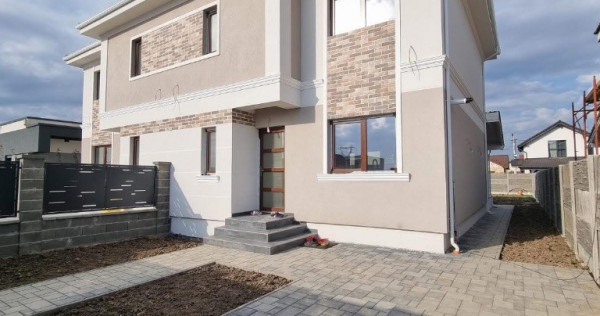Duplex Mosnita Noua langa asfalt