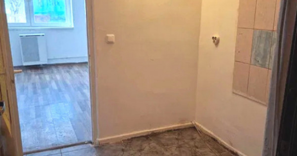 Garsoniera decomandata zona Promenada Mall