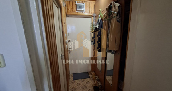 Garsoniera Tractorul Brasov 13 Decembrie