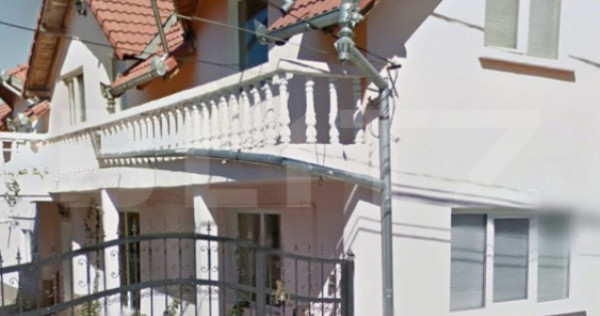 Casă &icirc;n stil săsesc + garsonieră separată | Bod, zona c